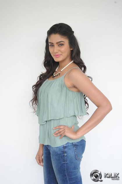 Sana-Maqbool-at-Dikkulu-Choodaku-Ramayya-Press-Meet